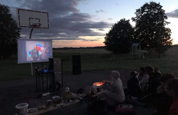 Nuspręsta - lauko kino teatro vakaras Naujasodyje bus dar ne kartą