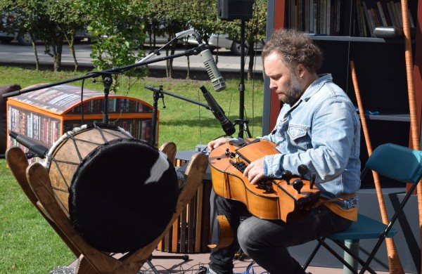 Kelionė po nuotykių kupiną vasarą Knygų terasoje baigėsi