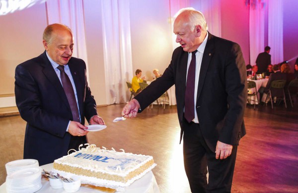 Jonavos įmonėms įteikti apdovanojimai