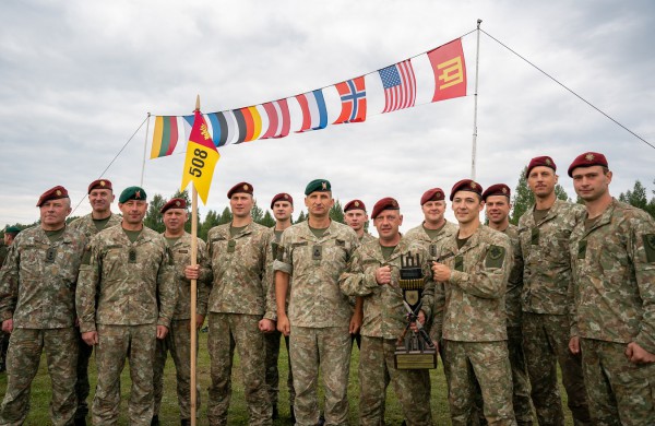 Kariai savanoriai iš Zarasų užtikrintai laimėjo geriausių pėstininkų varžybas Gaižiūnų poligone