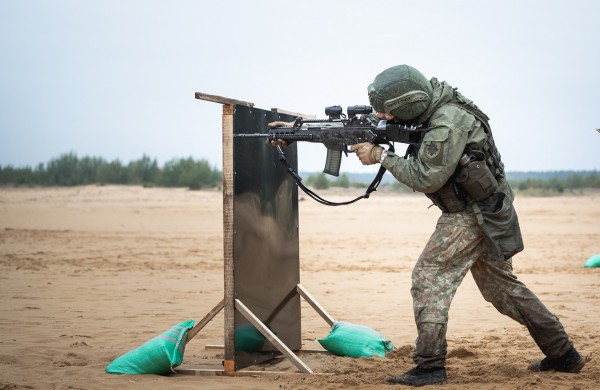 Kariai savanoriai iš Zarasų užtikrintai laimėjo geriausių pėstininkų varžybas Gaižiūnų poligone
