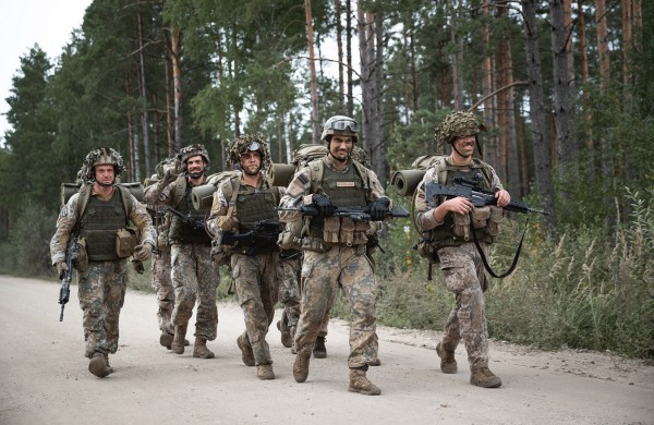 Kariai savanoriai iš Zarasų užtikrintai laimėjo geriausių pėstininkų varžybas Gaižiūnų poligone