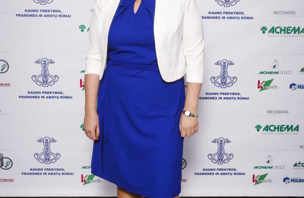 Jonavos įmonėms įteikti apdovanojimai