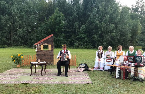 Respublikinis armonikininkų suvažiavimas Batėgaloje