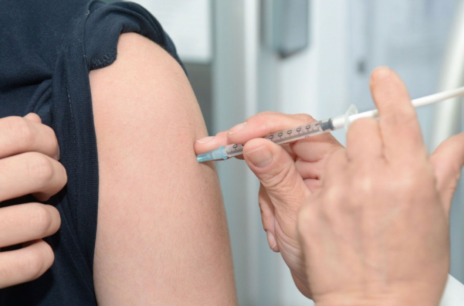 Ekspertai pateikė rekomendacijas dėl skiepijimo trečiąja vakcinos doze