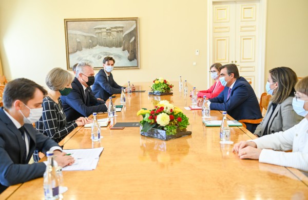 Prezidentas: Lietuva pasiruošusi aktyviai dalyvauti tobulinant ES migracijos, prieglobsčio ir išorinės sienos apsaugos politiką