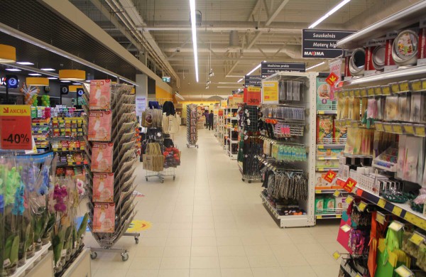 Jonavoje atsidarė naujasis „Maxima XX“ prekybos centras