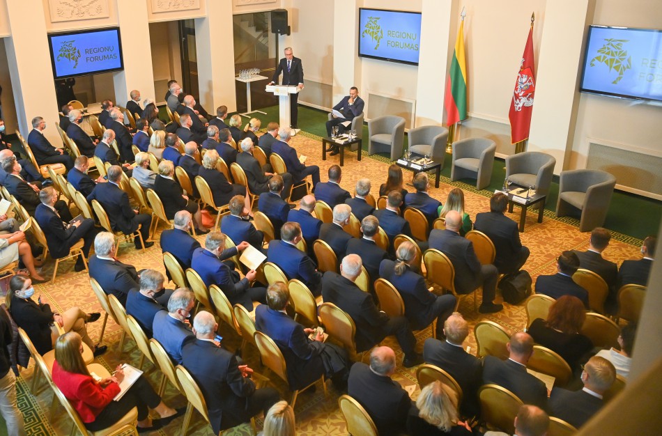 Prezidentas Regionų forumui: Lietuvos sėkmės matas – tolygus augimas