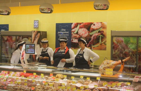 Jonavoje atsidarė naujasis „Maxima XX“ prekybos centras