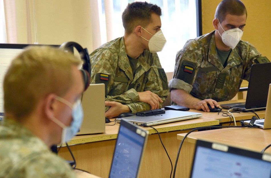 Lietuvos kariuomenė:  Nelegali migracija – dezinformacijos taikinys