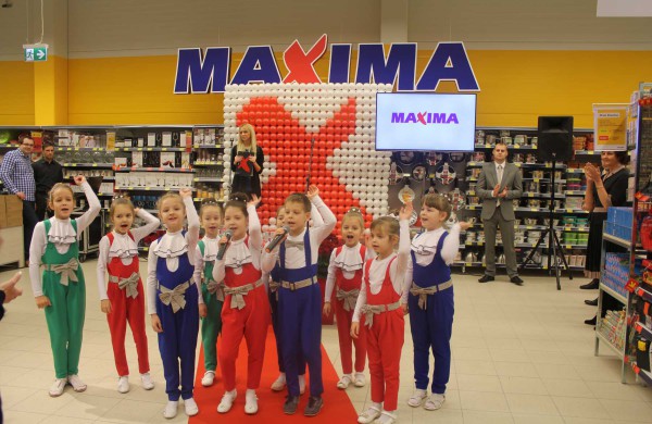 Jonavoje atsidarė naujasis „Maxima XX“ prekybos centras