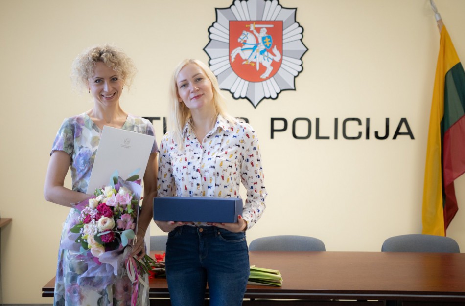 Padėkojo tarnybą paliekančiai pareigūnei S. Dirsienei