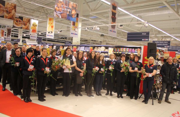 Jonavoje atsidarė naujasis „Maxima XX“ prekybos centras