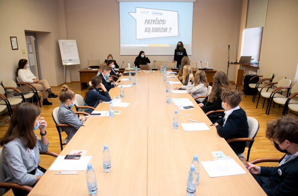 Vaikų taryba: patyčios – reiškinys, kurio negalime toleruoti