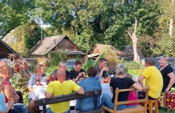 Ruduo yra antrasis pavasaris, kai kiekvienas lapas yra gėlė (Albertas Camusas)