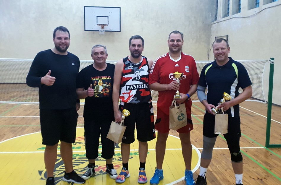 Istorinį badmintono turnyrą laimėjo Robertas Giedraitis