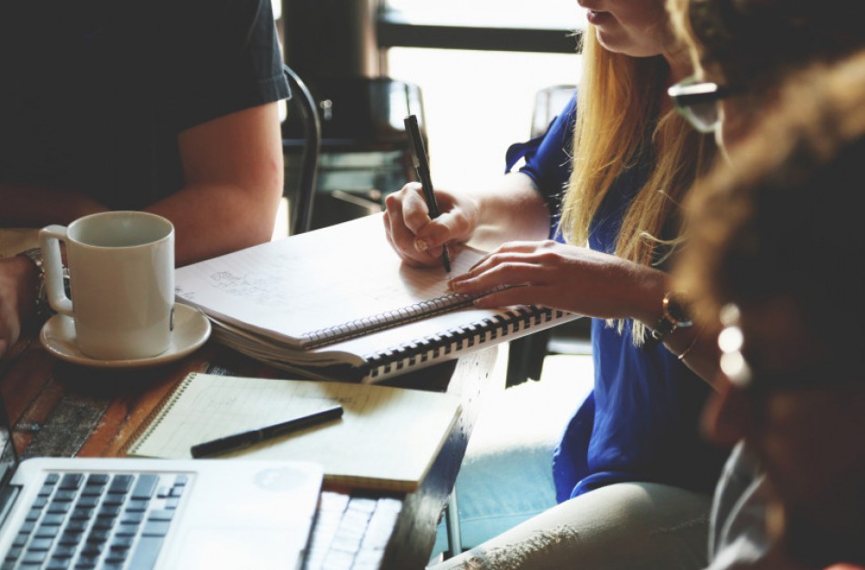 Ligonių kasos primena: išvykstantieji studijuoti į ES turi pasirūpinti pažyma iš universiteto