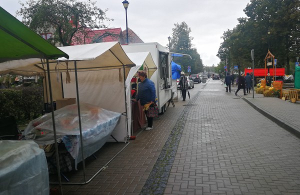 Įsisiūbuoja Rudens kermošius