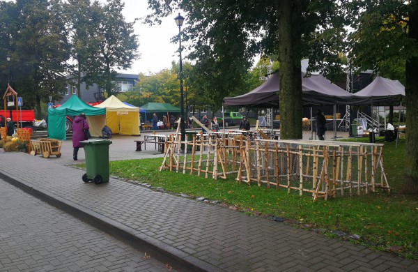 Įsisiūbuoja Rudens kermošius