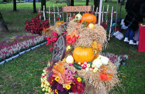 Įsisiūbuoja Rudens kermošius