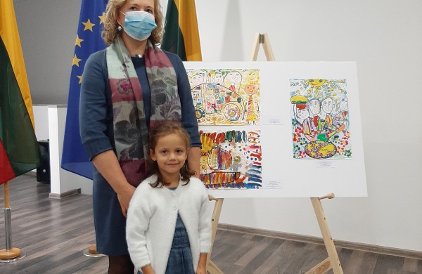 Piešiniai, skirti Europos kalbų dienai, sužavėjo komisiją