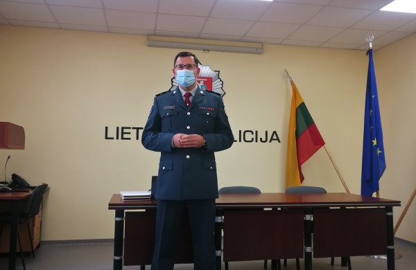 Artėjančios Angelų sargų dienos proga, pagerbti rajono pareigūnai