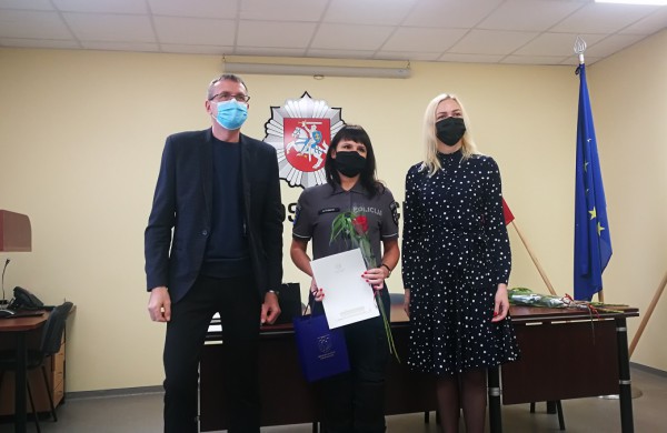 Artėjančios Angelų sargų dienos proga, pagerbti rajono pareigūnai