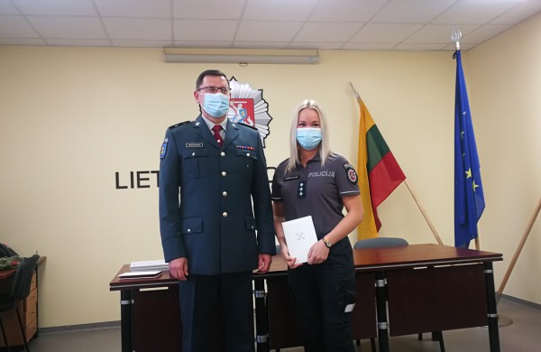 Artėjančios Angelų sargų dienos proga, pagerbti rajono pareigūnai