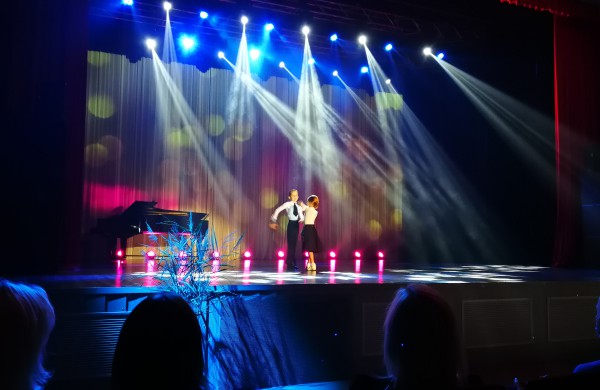 Mokytojų dienos išvakarėse - sveikinimai rajono švietimo bendruomenei