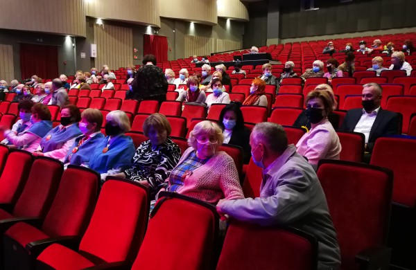 Jonavos TAU studentai švenčia: naujų mokslo metų pradžia, nauji fakultetai bei dekanai