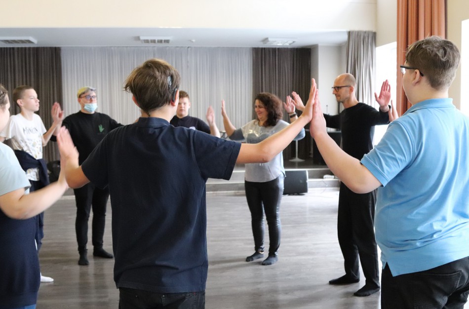 Projektas ,,Lygybės medis“ – laikas, kai kiekvienas tampa stiprus kurti