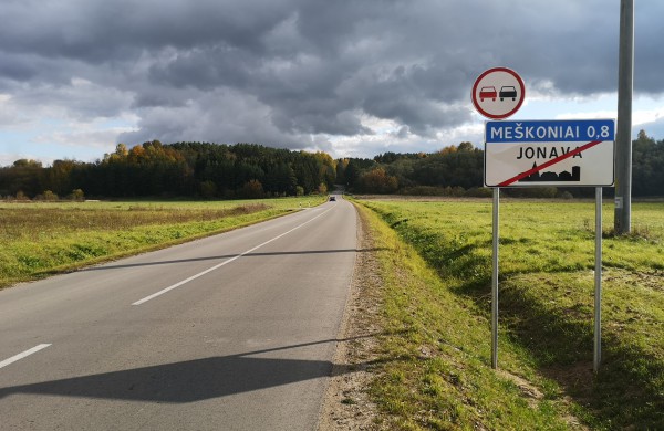 Asfalto tikėjęsi gyventojai dar turės palaukti