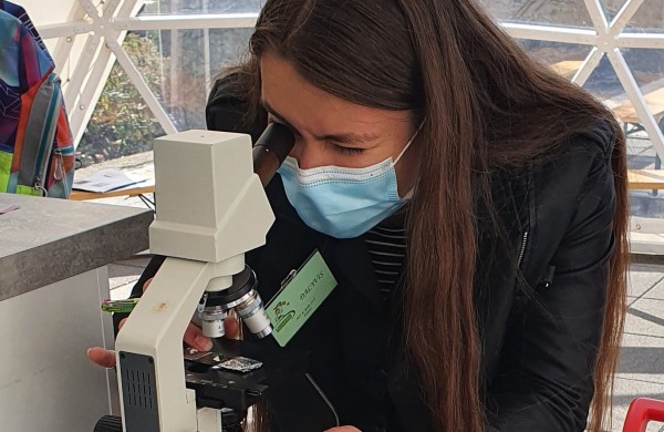 Tarp geriausių Lietuvos moksleivių gamtininkų  – J. Vareikio mokinė