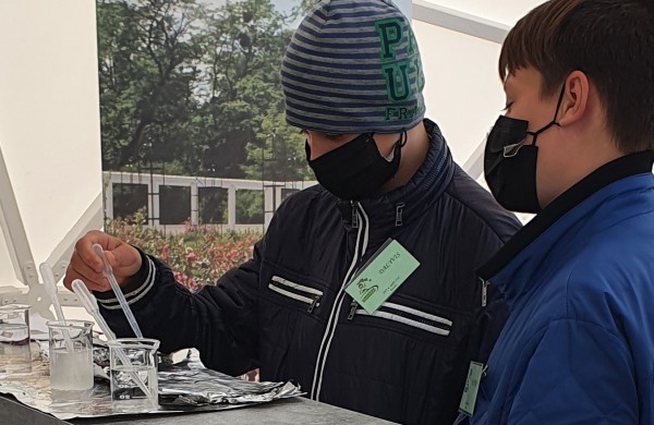 Tarp geriausių Lietuvos moksleivių gamtininkų  – J. Vareikio mokinė