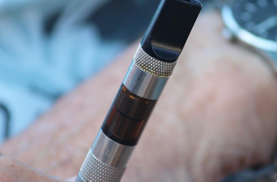 51,4 proc. rūkančių ir vartojančių bedūmius gaminius neplanuoja mesti