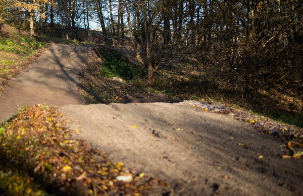 Jonavoje atidaromas profesionalus kalnų dviračių parkas