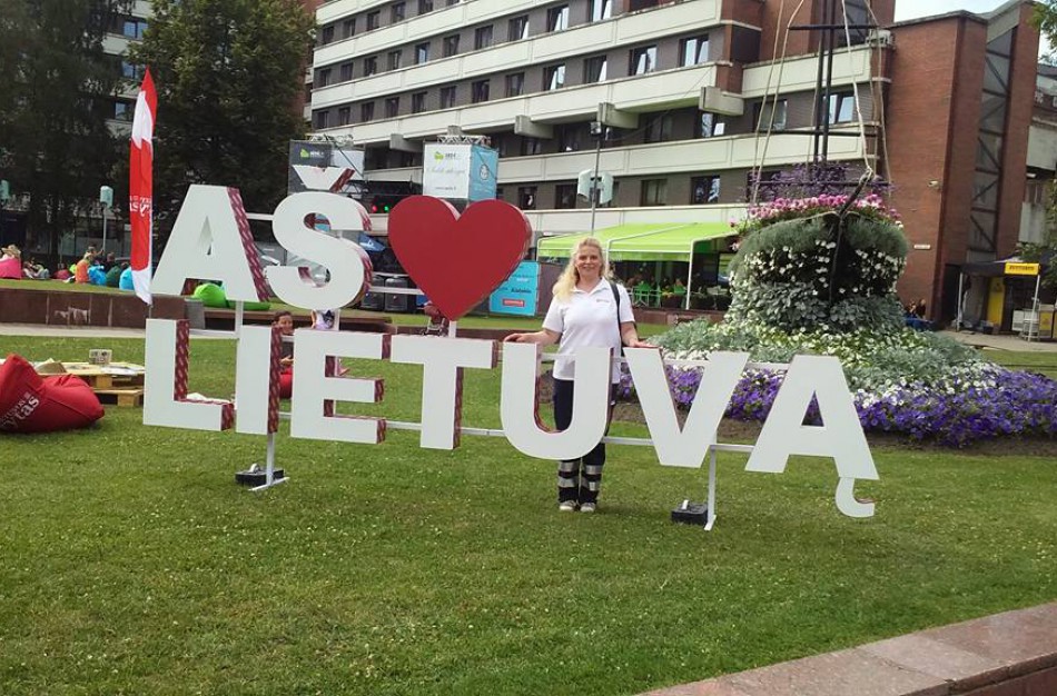 Vaiko teisių gynėja: ir apsuptas prabangos vaikas gali būti nelaimingas