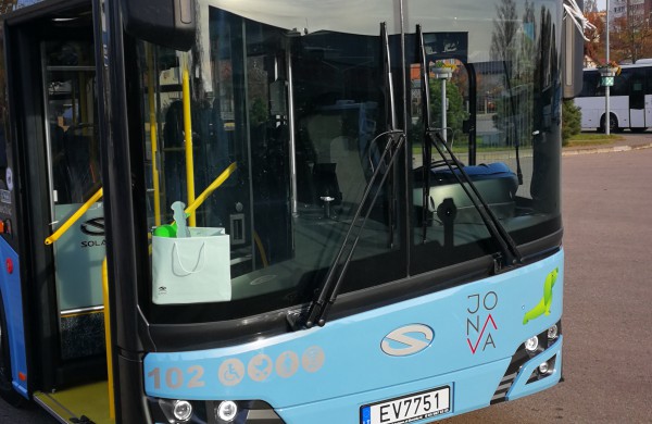 Jonava jau turi elektrinį autobusą: naujos pradžios startas, turėsiantis tęstinumą