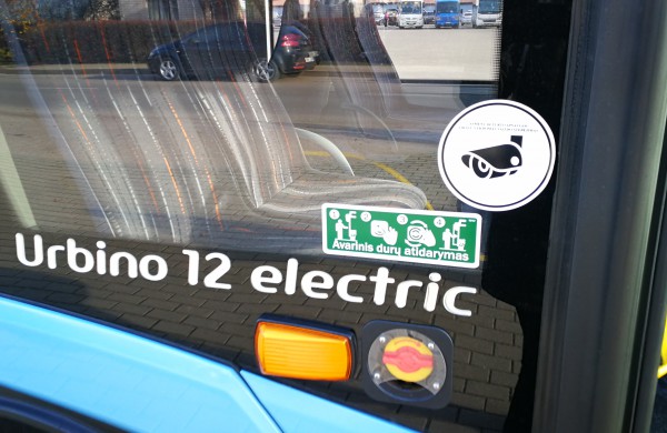 Jonava jau turi elektrinį autobusą: naujos pradžios startas, turėsiantis tęstinumą