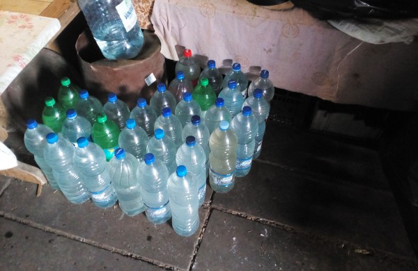 Atlikus patikrinimus Jonavos rajone, išaiškinta nelegali prekyba naminiu alkoholiu