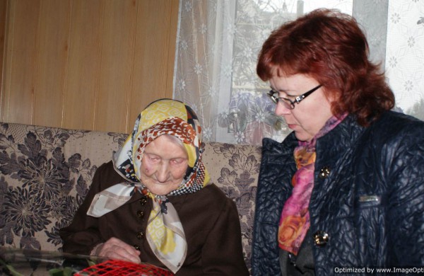 Pasveikino šimtametę 