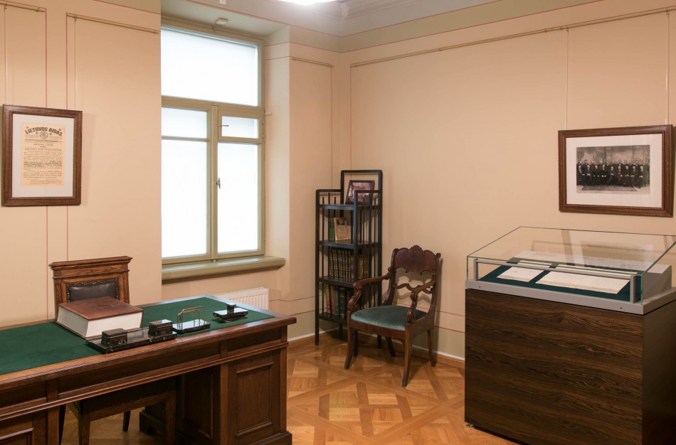 Vasario 16-osios aktas iškeliauja: atsisveikinimo ekskursijos