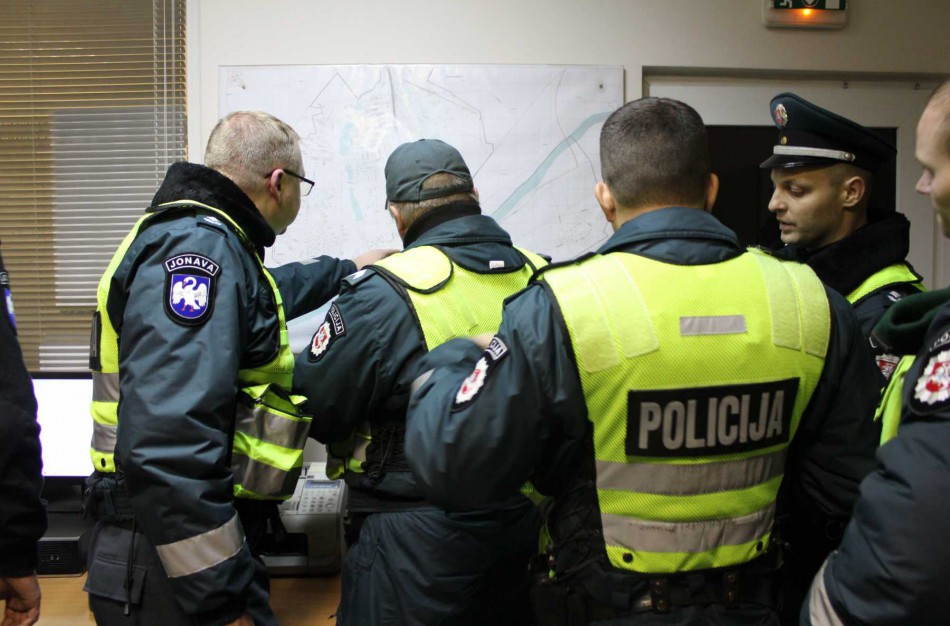 Spynoje paliko raktus – rado apvogtą butą