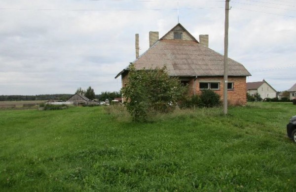 Pastato-pirties su kiemo statiniais ir sklypu Pirties g. 3, Liepių k., Bukonių sen., pardavimo aukcionas