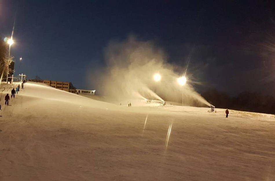 Žiemos pramogų mėgėjai nerimauja dėl slidinėjimo centro ateities: ar planuojama tęsti jo veiklą?