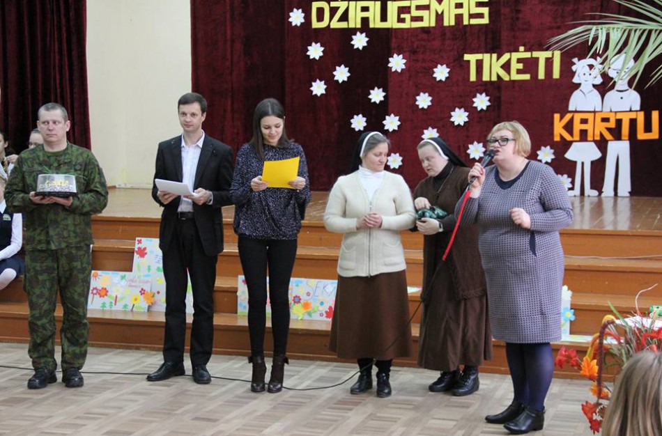 Ruklos mokykloje – konkursas „Džiaugsmas tikėti kartu“