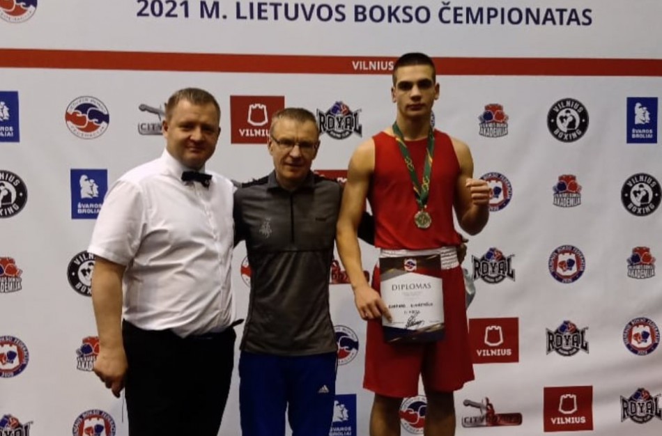 Jonaviečio E. Sinkevičiaus laimėjimai Lietuvos bokso čempionate