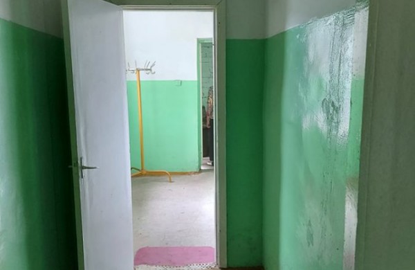 Pastato-pirties su aikštele ir sklypu Samanynės g. 30, Aklojo ežero k., Šilų sen., pakartotinis pardavimo aukcionas