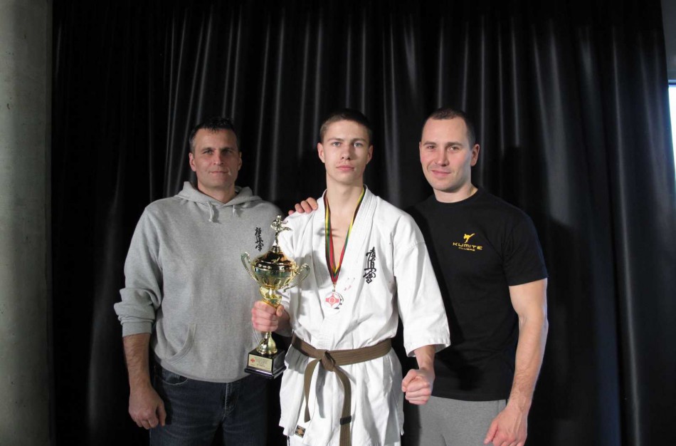 Jonavos sporto klubo „Kumite“ sportininkų prizinės kovos Kėdainiuose