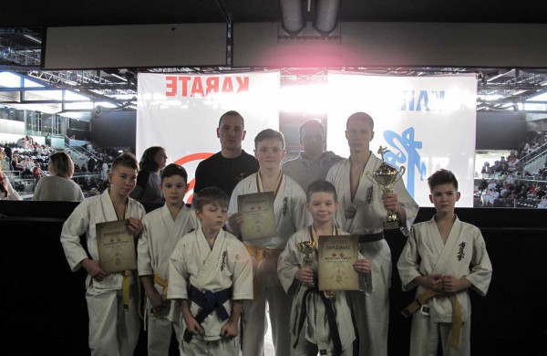 Jonavos sporto klubo „Kumite“ sportininkų prizinės kovos Kėdainiuose